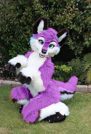 CrimsonFoxy - Fursuit Husky Cosplay